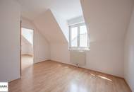 ** Top gepflegte 4 Zimmer Dachgeschoss Wohnung mit Alleinutzung 3er hofseitigen Terrassen - Maisonette Wohnung - Nähe Bahnhof Gersthof ** ab sofort **
