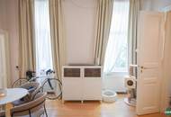 Ruhelage: Schöner 2-Zimmer-Altbau mit Blick in den grünen Hinterhof