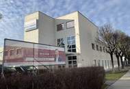 Mehrere Lagerabteile im Businesscenter