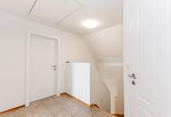 Einfamilienhaus mit Doppelgarage, Werkstätte und ausgebautem Keller