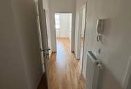 Wohnen in den DRAGONERHÖFEN von Wels - gepflegte 2-Zimmer Wohnung mit modernem Badezimmer (inkl. Wanne) | Ab 01.06.2026 verfügbar!