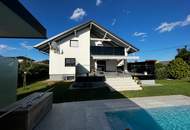 Exklusive Villa mit Pool, PV-Anlage & 4 Garagen in hochwertiger Massivbauweise (Provisionsfrei)