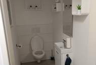 Neubauwohnung in begehrter Lage: herrliche Aussicht im letzten Stockwerk und bequem mit Lift erreichbar! Sonniger Balkon - hoher Wohlfühlfaktor!