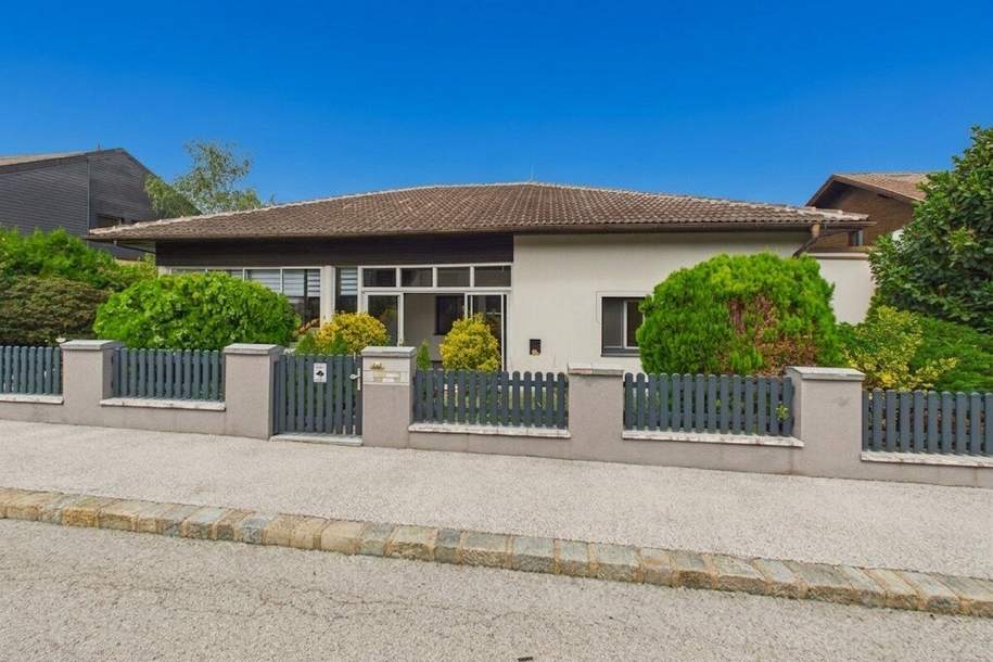 Gepflegtes Einfamilienhaus in ruhiger Siedlungslage mit Blick bis zum Schneeberg!, Haus-kauf, 429.000,€, 2453 Bruck an der Leitha