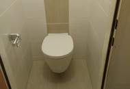 TRAUMHAFTE teilmöbl. 3-Zi. -Neubauloggiawohnung, UNO-City-Nähe, Top-Preis von PRIVAT provisionsfrei