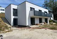 Neubau-Doppelhaushälfte in Pressbaum - Modernes Wohnen mit Garten und Carport