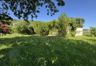 Charmantes 4 Zimmer-Einfamilienhaus mit Garten, Balkon & Garagen