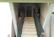 Charmante 2-Zimmer-Wohnung mit Balkon im Grünen