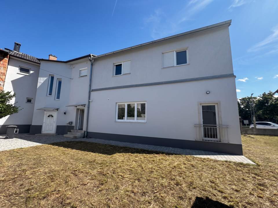 Ihr Wohnhaus für 4 Familien mit schönem Garten in Bestlage in Wr. Neustadt