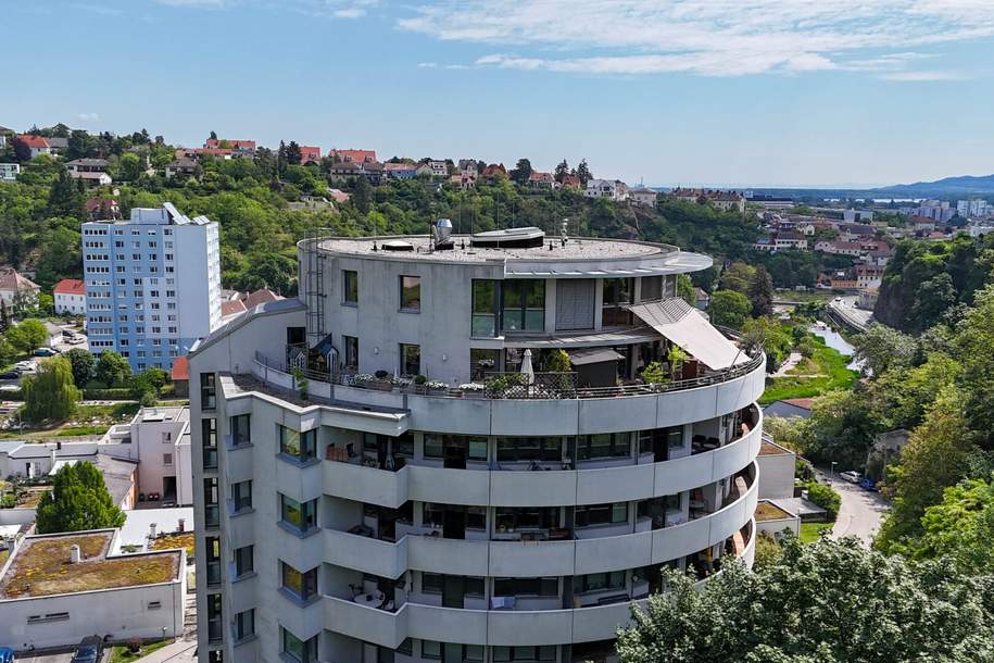 Atemberaubende Dachterrassenwohnung mit Kremstal-Blick im spektakulären "Punkthaus" - fußläufig in die Altstadt, Wohnung-kauf, 320.000,€, 3500 Krems an der Donau(Stadt)