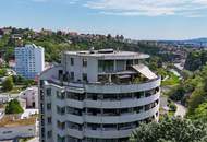 Atemberaubende Dachterrassenwohnung mit Kremstal-Blick im spektakulären "Punkthaus" - fußläufig in die Altstadt
