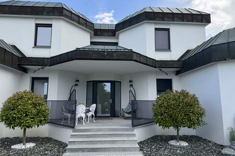 Moderne Villa in Ruhelage mit Ordination oder Büro! Drohnenvideo online!, Haus-kauf, 859.000,€, 2630 Neunkirchen