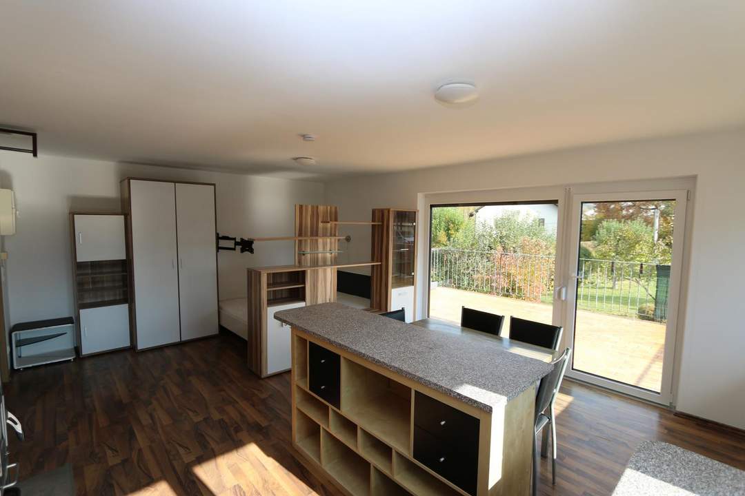 geräumige Garconniere mit Terrasse, Schülerwohnung, Studentenwohnung