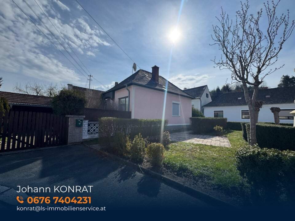 Charmantes Wohnhaus mit Entwicklungspotenzial auf einem kleinen Grundstück in Badersdorf