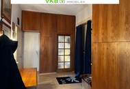 Charmante Altbauwohnung mit Eigengarten und Villenflair in Leonding