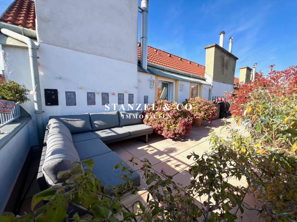 TERRASSENDACHGESCHOSS BEIM ALOIS-DRASCHE-PARK