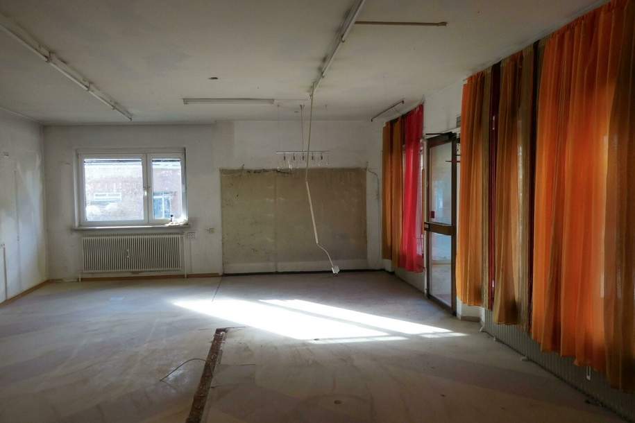 Verwirklichen Sie Ihren Traum - Geschäftslokal in guter Lage mit Schaufenster, Gewerbeobjekt-miete, 531,48,€, 8720 Murtal