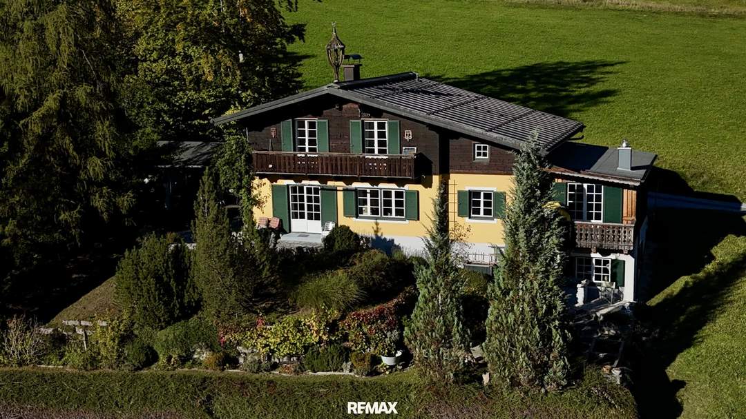 Gaißau/Krispl: Einfamilienhaus und Bergrefugium mit Alpinflair, Séparée & E-Ladestation auf ca. 1.000 m Seehöhe