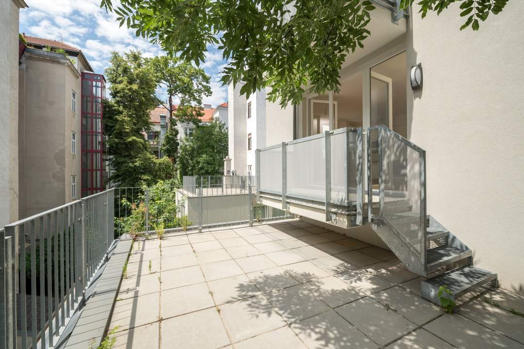 Gentzgasse ab 1.5.: moderne 3-Zimmer-Wohnung mit hofseitiger Terrasse und optimaler Infrastruktur !