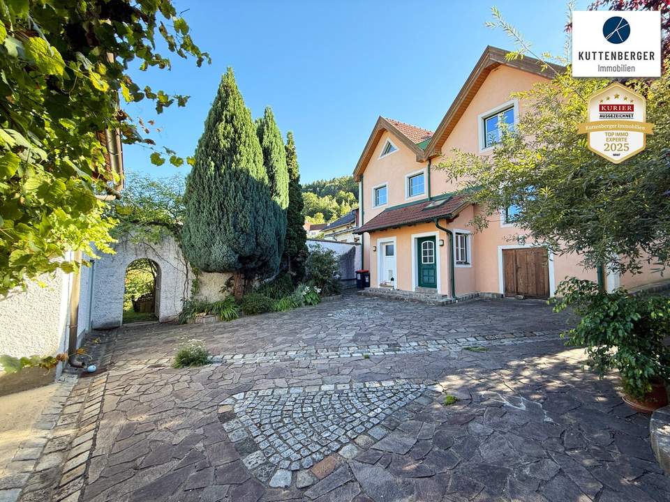 Charmantes Wohnhaus mit Garten, Scheune und traumhaftem Blick ins Grüne