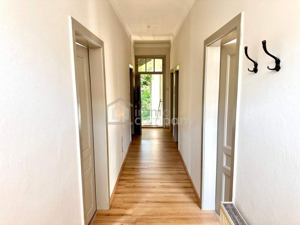 Geräumiges 4-Zi-Haus in Lassee mit Garten, Parkplatz &amp; Einbauküche – Miete €1.100