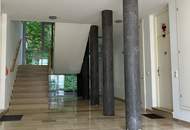 1040! 3-Zimmer Wohnung mit herrlichem Blick zur Karlskirche ab Februar 26!