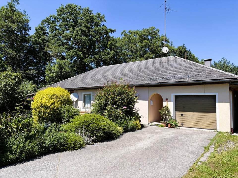 BUNGALOW im GARTENPARADIES - in ländlicher Grünlage