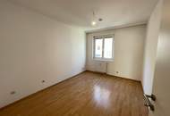 Lichtdurchflutete 3-Zimmer-Wohnung mit Balkon in zentraler Lage