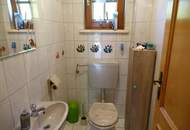 Geräumiges Einfamilienhaus, vollunterkellert, mit sehr schönem Garten!