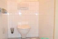 Ruhige, elegante Wohnung im Grünen mit zwei Balkonen