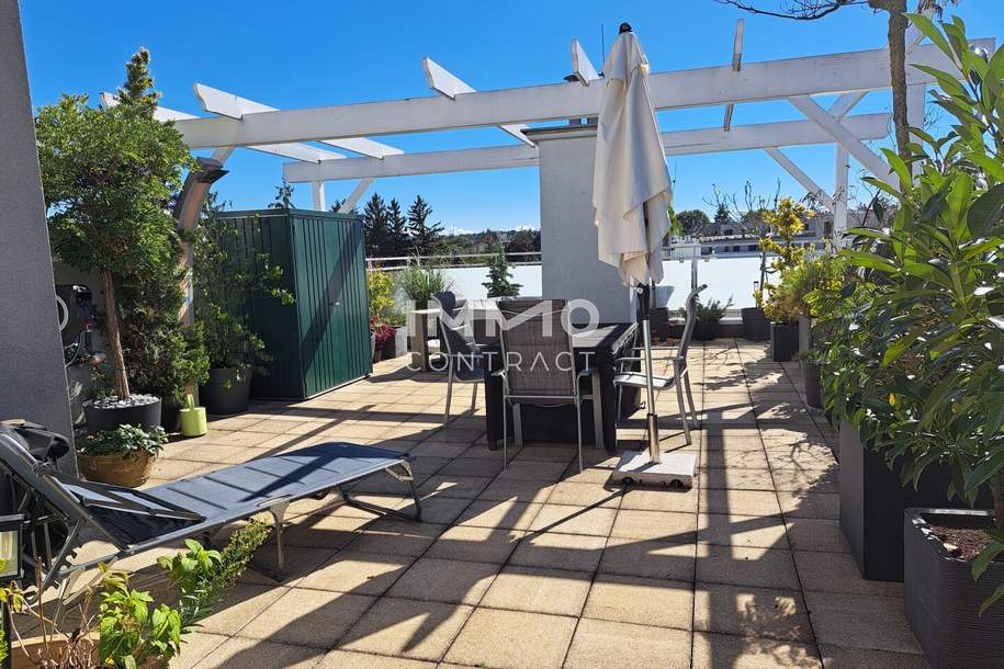SPITZENPREIS: EINZIGARTIGE DACHGESCHOSSWOHNUNG mit XL- Terrasse und großzügigem Garagenplatz-- Topzustand in 1130 Wien !, Wohnung-kauf, 650.000,€, 1130 Wien 13., Hietzing