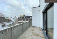 * AUSGEZEICHNETE LAGE IN DER ALTSTADT * DREI ZIMMER * ZWEI TERRASSEN * MIETBEGINN AB SOFORT * PROVISIONSFREI