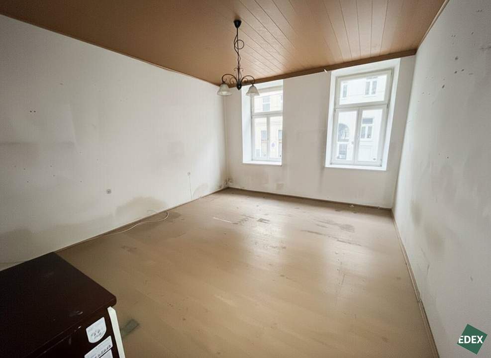 NEU - Sanierungsbedürftige 2 Zimmer - Altbauwohnung mit Entwicklungspotenzial – nahe Wiener Stadthalle
