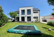 7 Autominuten von Wien entfernt - Modernes 186 m² Einfamilienhaus mit Wärmepumpe, Pool, Terrasse &amp; Whirlpool