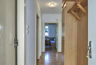 Zentrale 2-Zimmer-Wohnung mit Balkon!
