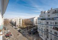 ++KLNB121++ Renovation Opportunity: Well-Located 2-Room Apartment with Airbnb Potential
