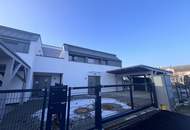 Erstbezug !! Traumhafte Doppelhaushälfte , Wohnkeller mit Garten und 2 Stellplätzen!