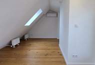 SONNIGER DG-ERSTBEZUG NACH AUSBAU! 2,5 Zimmer Maisonette Wohnung mit 26 m² Terrasse und 7 m² Balkon!