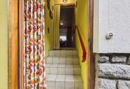 Entzückendes Zweifamilienhaus mit Pool, traumhaftem Garten und Garage in toller Lage in Tribuswinkel zu kaufen!