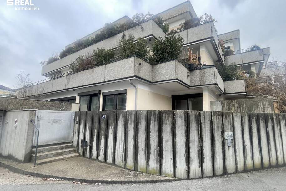 Erstbezug nach Sanierung – 5-Zimmer-Wohnung mit Terrasse und privatem Zugang, Wohnung-miete, 2.500,00,€, 5020 Salzburg(Stadt)