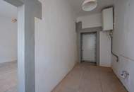 ++NEU++ 2-Zimmer Altbau-Wohnung (sanierungsbedürftig) - gut adaptierbarer Grundriss