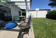 RUHIGES WOHNEN AM WASSER - Bungalow mit Blick ins Grüne mit direktem Badezugang! Erholung pur! Möbliert! - JETZT ZUSCHLAGEN