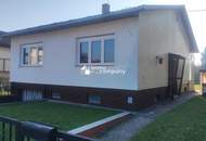 GEMÜTLICHER BUNGALOW MIT JEDER MENGE POTENZIAL !!