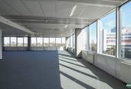 Modernes Büro mit Balkon im Saturn Tower