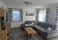 Wohnkomfort trifft Natur – Modernes Holzriegelhaus mit Pool und Garten auf Baurechtsgrund in Krenstetten
