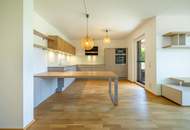 Licht. Blick. Hof - 3 Zimmer Wohnung mit großem Balkon und kleinem Garten