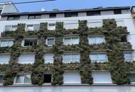 Moderne Dachgeschosswohnung, klimatisiert und gut geschnitten