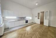 Stilvolle 146 m² Altbauwohnung mit 4 Zimmer + Wohnküche - Fischgrätparkett & Balkon in Bestlage