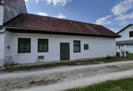 Wohnhaus mit Altbestand und Scheune