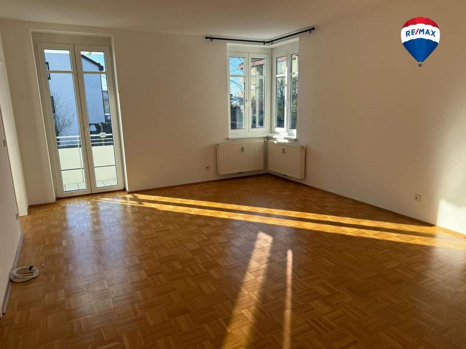 Sehr gepflegte 3-Zimmerwohnung mit Loggia/Balkon im Ortszentrum von Prambachkirchen